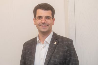 Dr. Sebastian Vaske